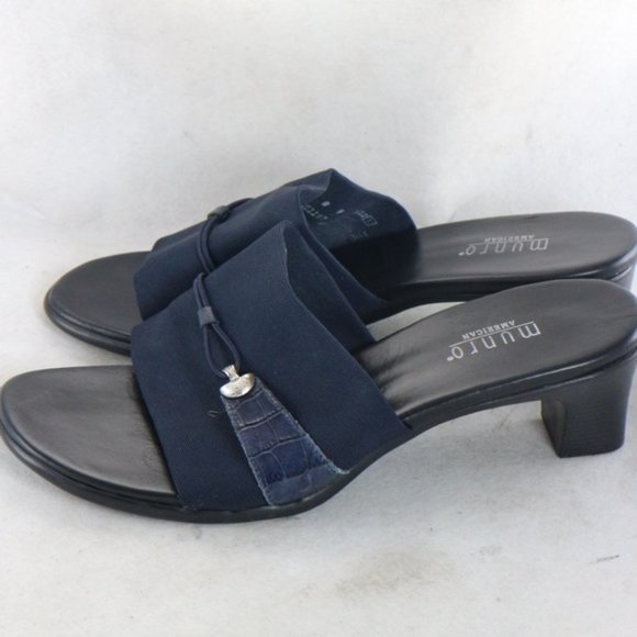 MUNRO Navy/Black Wide Strap Open Toe Sandals 8 W - Picture 7 of 8